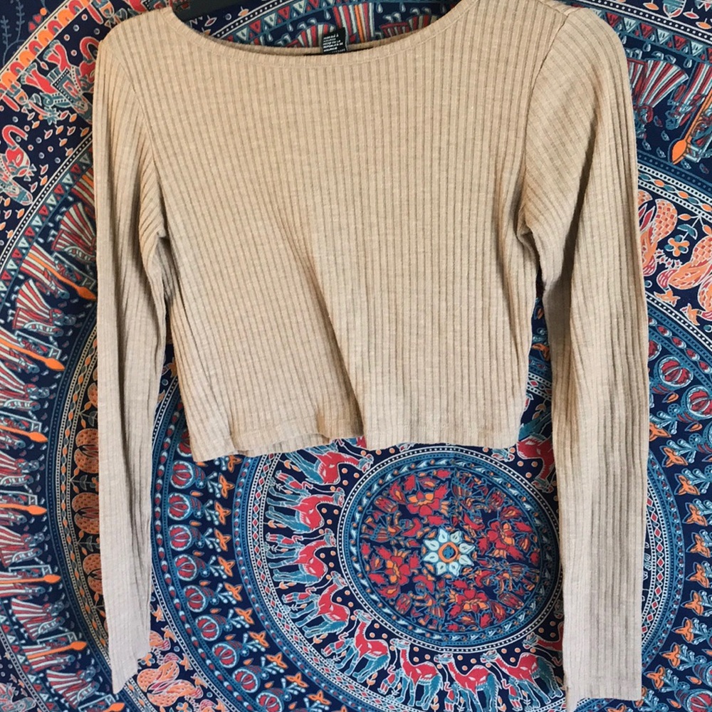 F21 CROP TOP